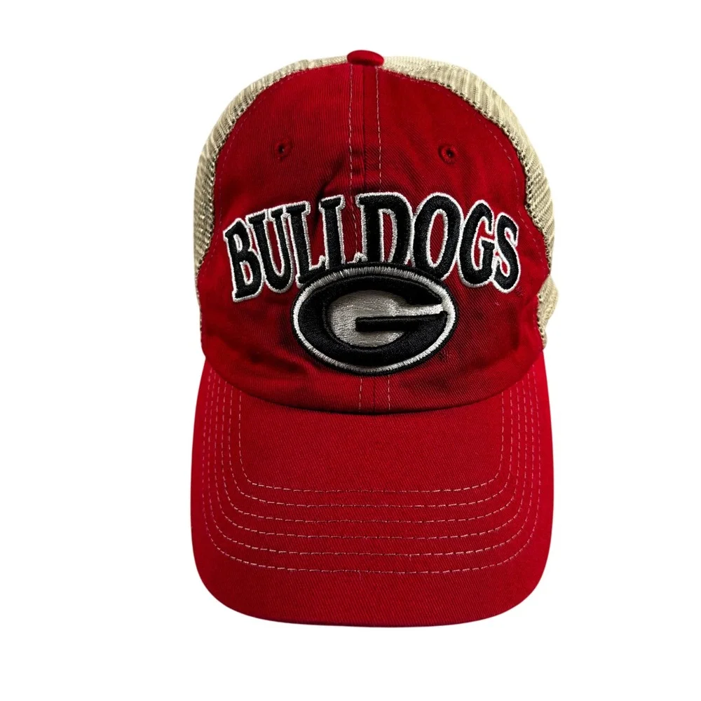 Fan Favorite Georgia Bulldogs Trucker Hat Mens OSFA Red Good Snapback Mesh NCAA